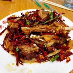 狗肉馆拌菜的做法 正宗清汤狗肉的做法