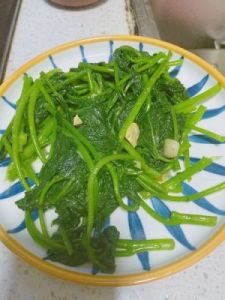 红薯菜怎么做 红色的苋菜