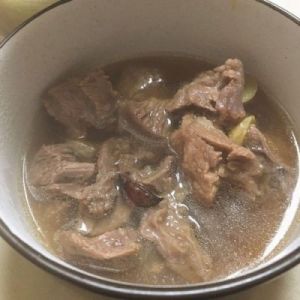 牛肉汤怎么做 家庭炖牛肉汤的正确方法