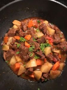 土豆烧牛肉家常做法 牛肉土豆红烧家常做法